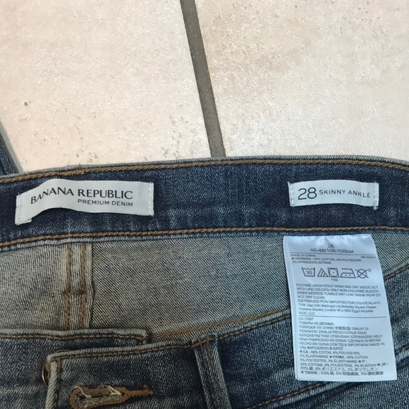 Banana Republic Skinny Ankle Jeans - Picture 4 of 4